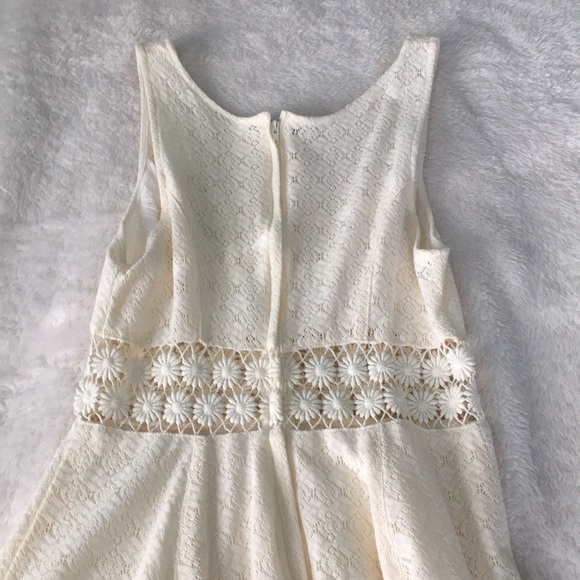 Lace dress with floral cutouts from Free People vintage y2k - Picture 3 of 5